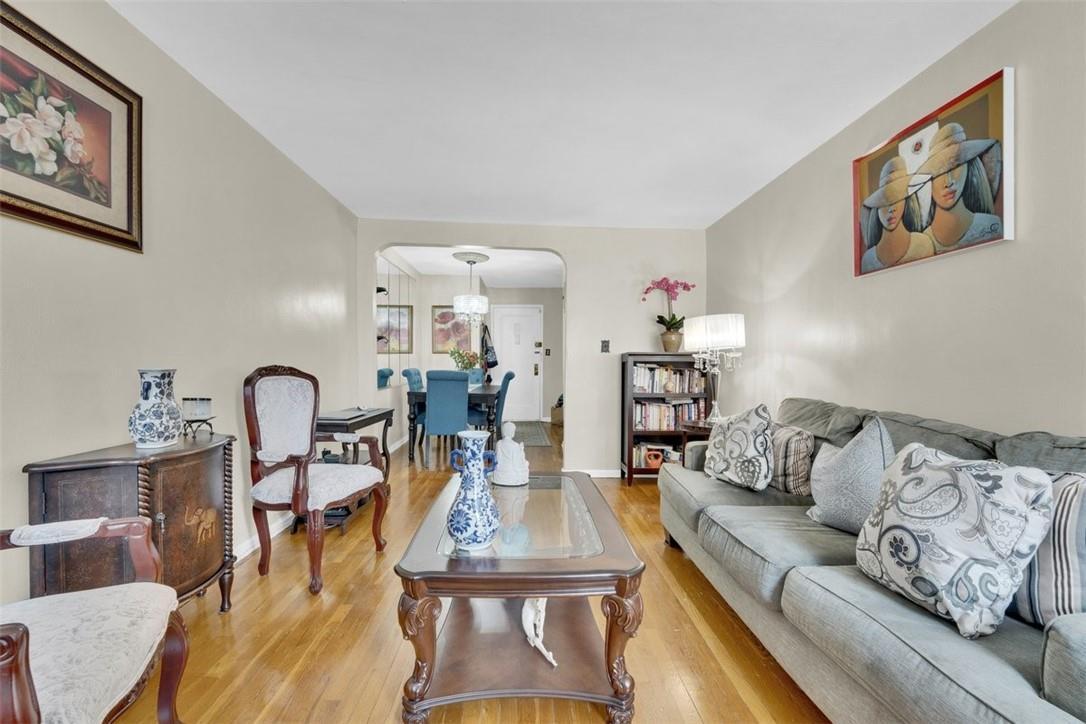 Coop Barker  Bronx, NY 10467, MLS-H6316983-2