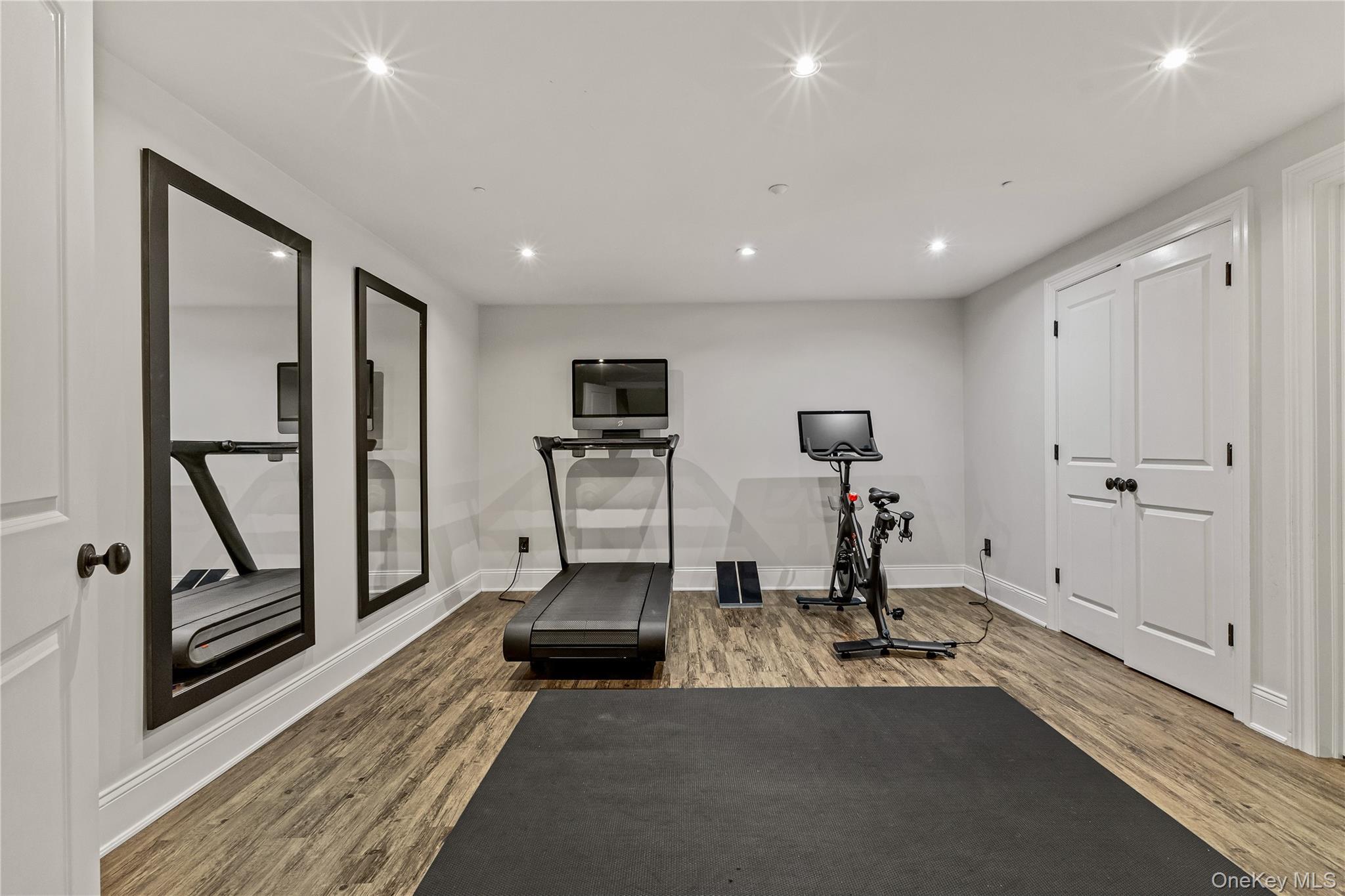 Single Family Park Drive S Westchester County, NY 10580, MLS-H6317077-39