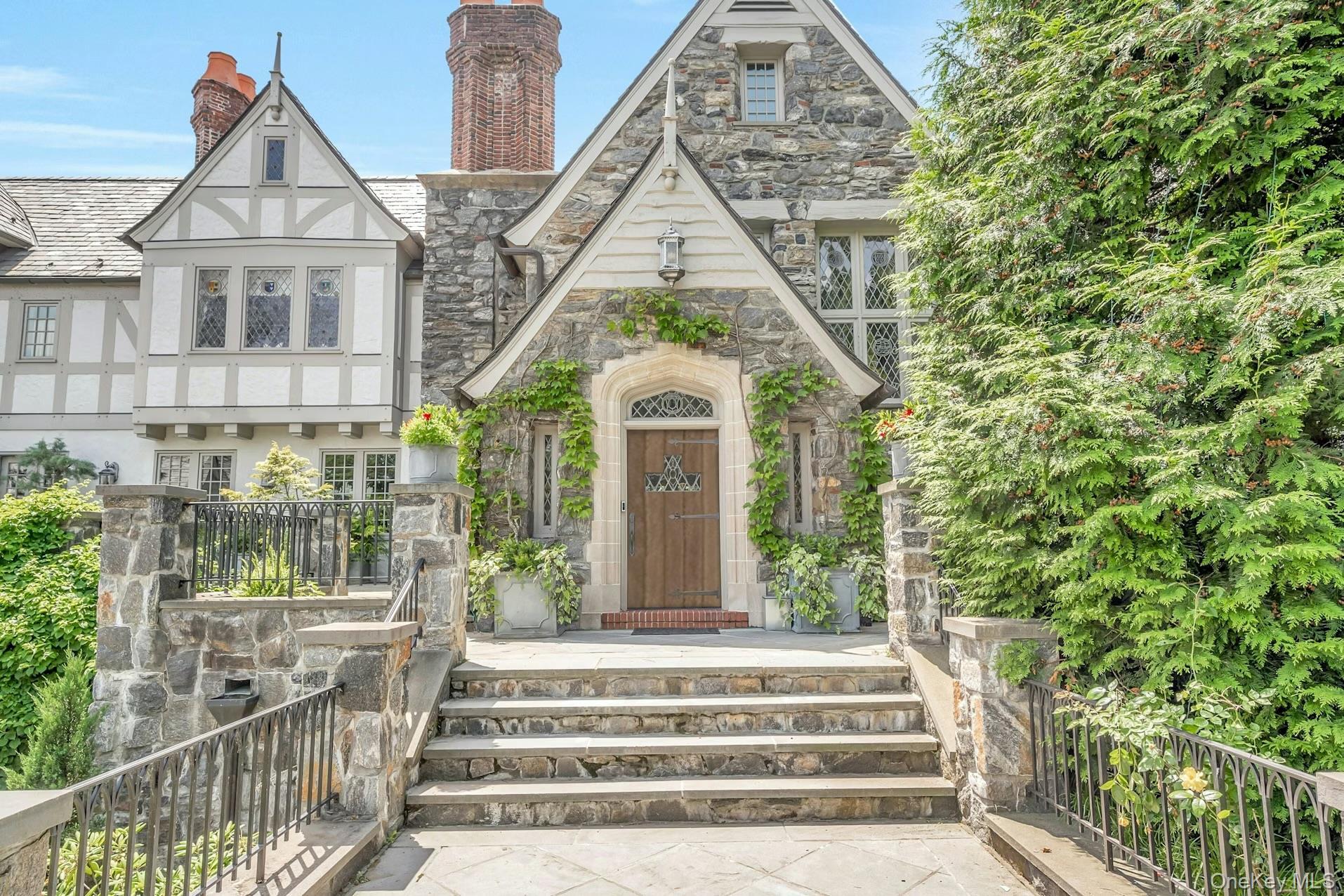 Single Family Park Drive S Westchester County, NY 10580, MLS-H6317077-6