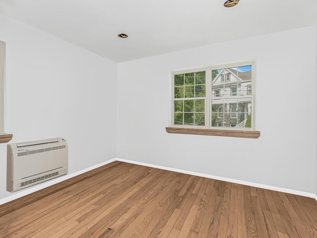Single Family Prospect  Westchester County, NY 10705, MLS-H6317255-11