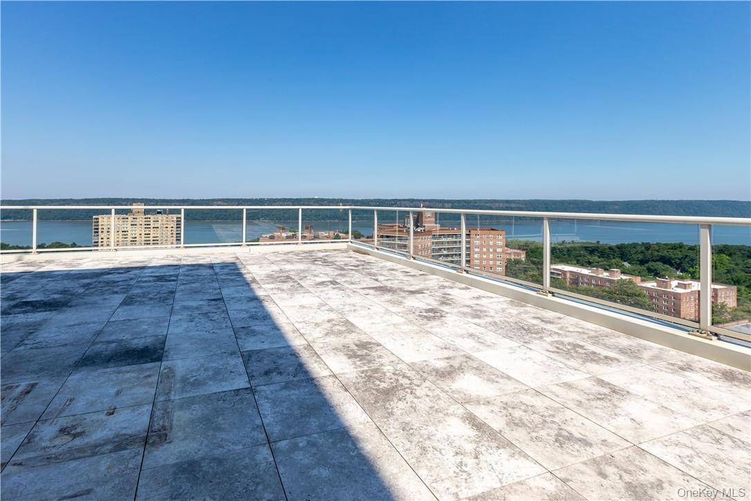 Condo 237th  Bronx, NY 10463, MLS-H6317594-24