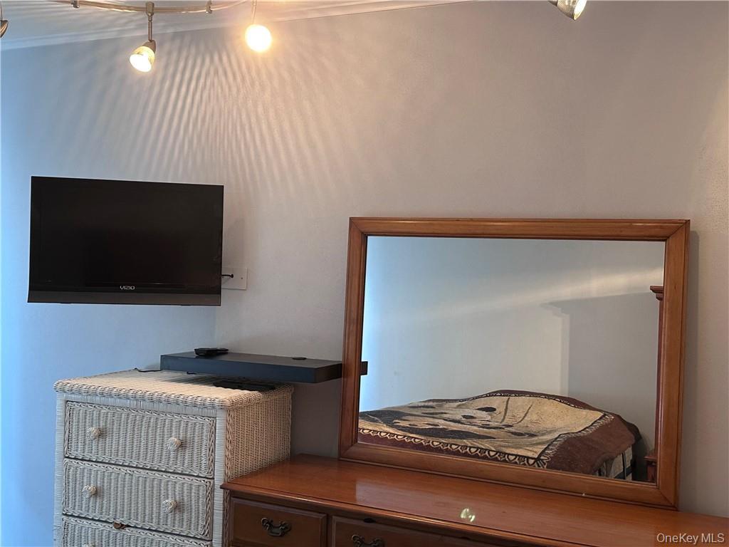 Condo Old Mill  Orange County, NY 10975, MLS-H6317833-13