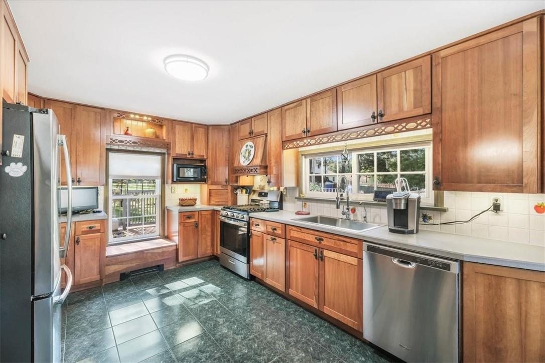 Single Family St Andrews  Orange County, NY 12586, MLS-H6317855-17