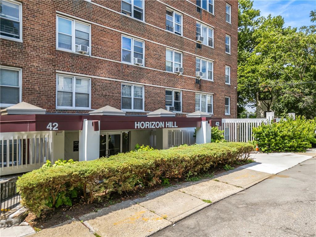 Coop in Yonkers - Pine  Westchester County, NY 10701