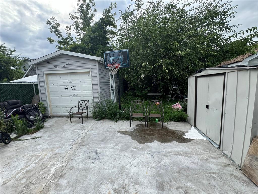 Single Family 119th  Queens, NY 11434, MLS-H6318576-10
