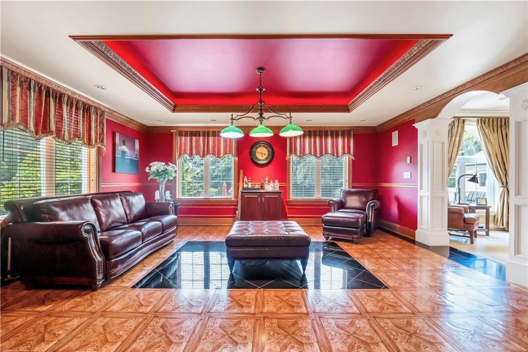 Single Family Old Wagon  Nassau County, NY 11568, MLS-H6318594-10