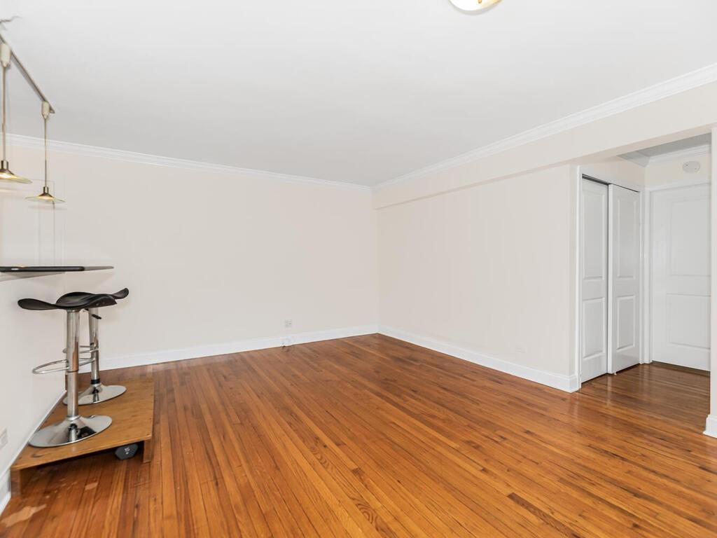 Coop Bennett  Manhattan, NY 10040, MLS-H6319010-4