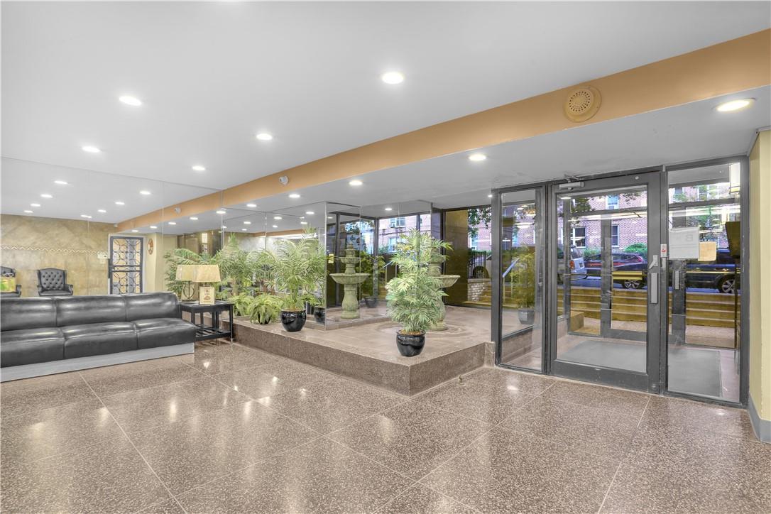 Coop Thwaites  Bronx, NY 10467, MLS-H6319418-11