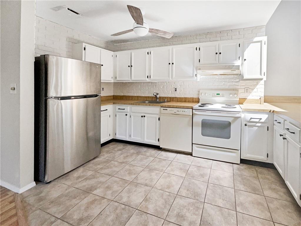 Single Family Jamaica  Suffolk County, NY 11763, MLS-H6319432-11
