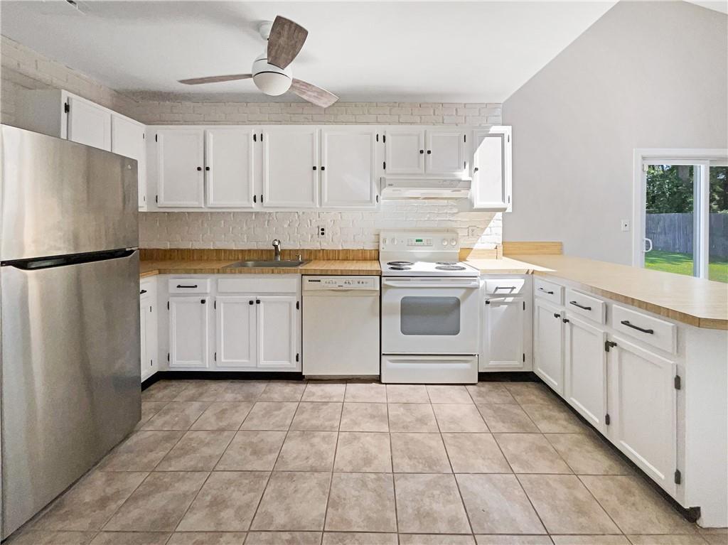 Single Family Jamaica  Suffolk County, NY 11763, MLS-H6319432-2