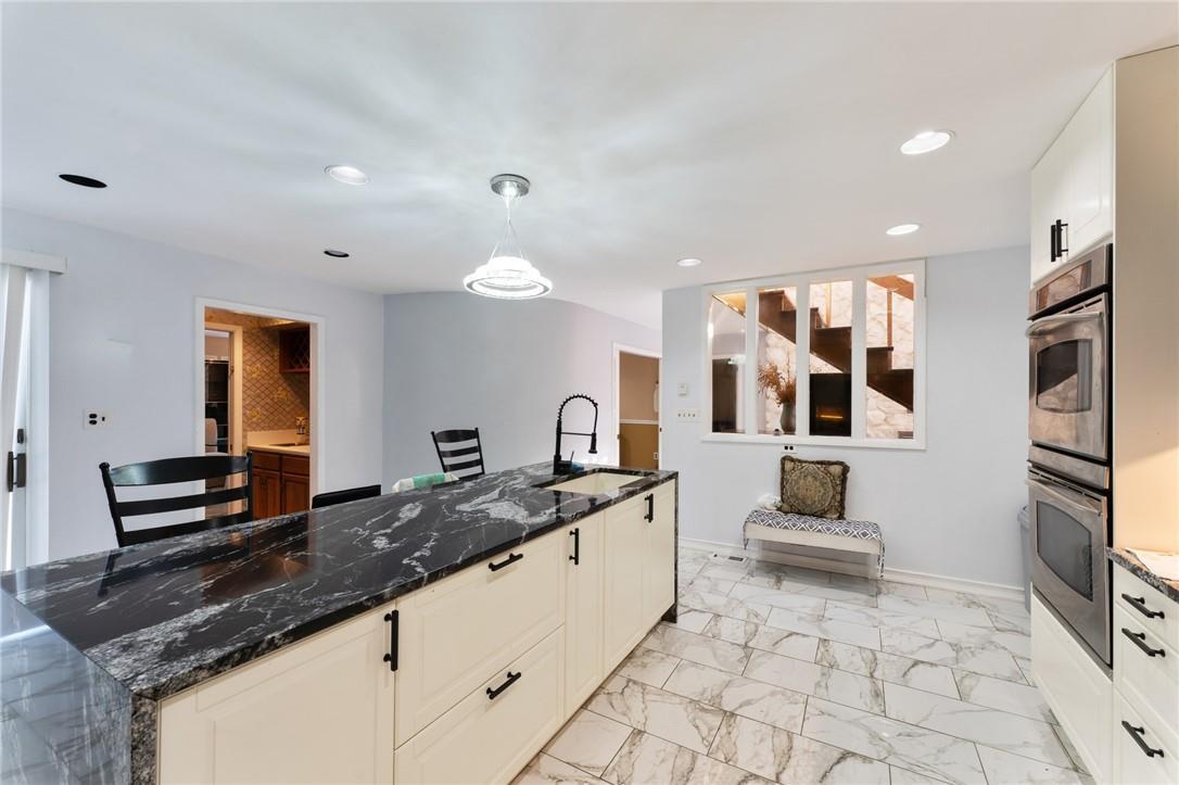 Single Family Mowbray  Suffolk County, NY 11706, MLS-H6319498-11