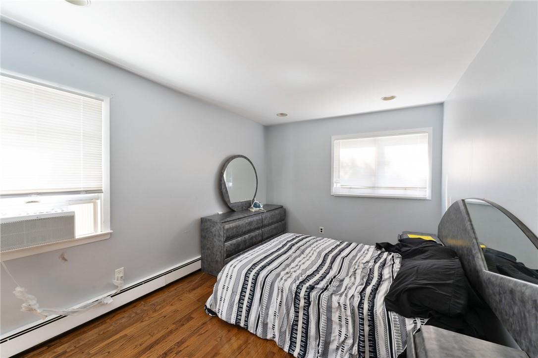 Single Family Mowbray  Suffolk County, NY 11706, MLS-H6319498-29