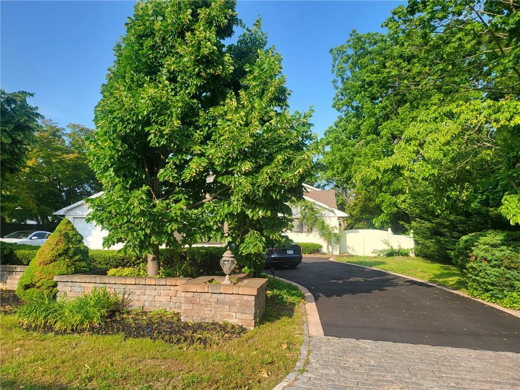 Single Family Mowbray  Suffolk County, NY 11706, MLS-H6319498-5