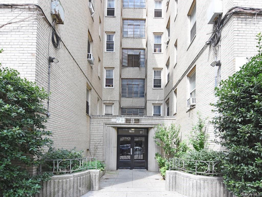 Coop Bolton  Bronx, NY 10462, MLS-H6320280-12