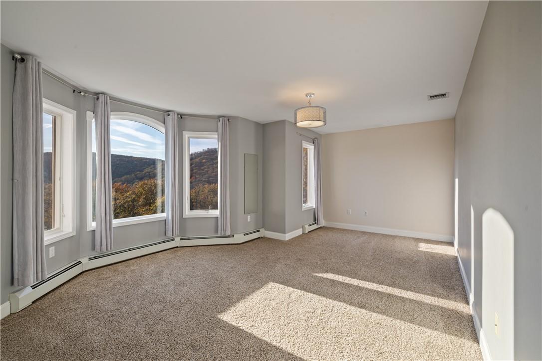 Single Family Halley  Rockland County, NY 10970, MLS-H6320661-16