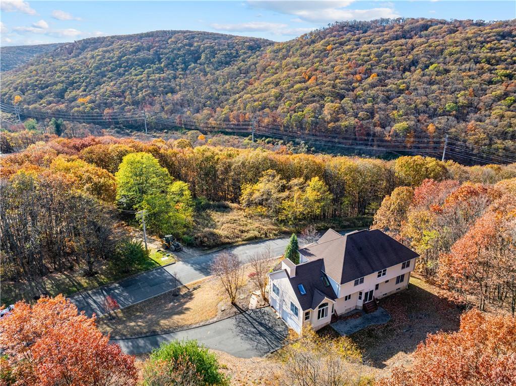 Single Family Halley  Rockland County, NY 10970, MLS-H6320661-24