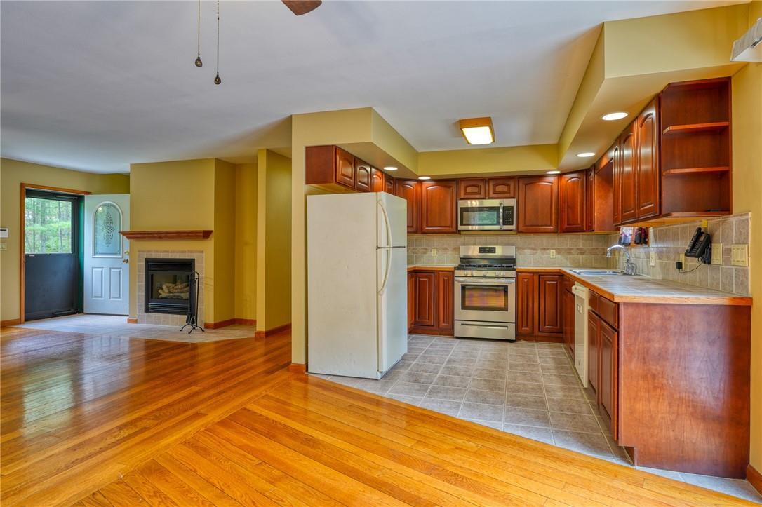 Single Family Yulan Barryville  Sullivan County, NY 12719, MLS-H6321046-6