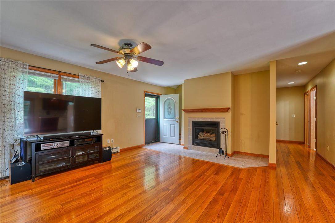 Single Family Yulan Barryville  Sullivan County, NY 12719, MLS-H6321046-9