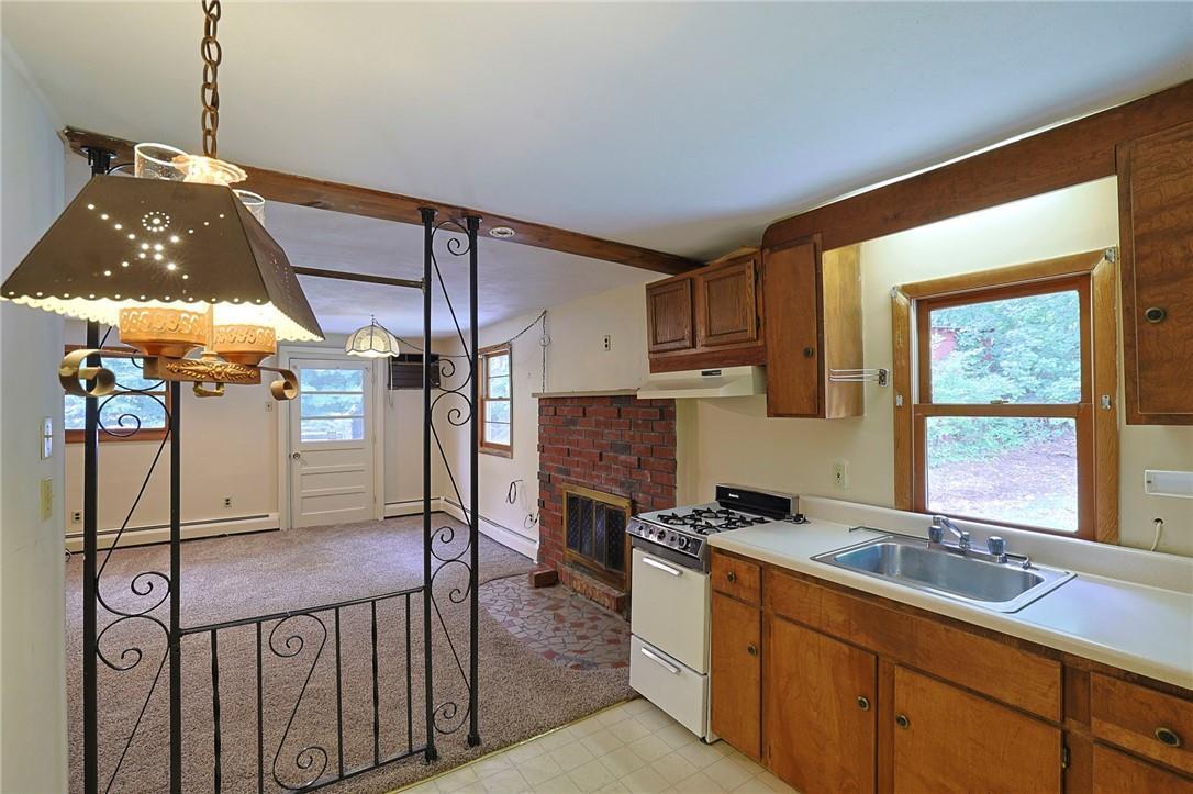 Single Family Greenwood  Dutchess County, NY 12508, MLS-H6321627-22