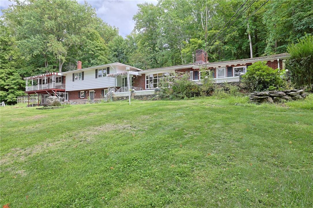 Single Family Greenwood  Dutchess County, NY 12508, MLS-H6321627-32