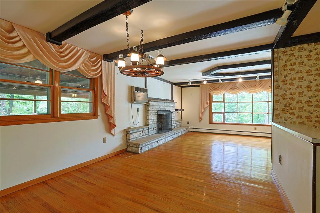 Single Family Greenwood  Dutchess County, NY 12508, MLS-H6321627-4