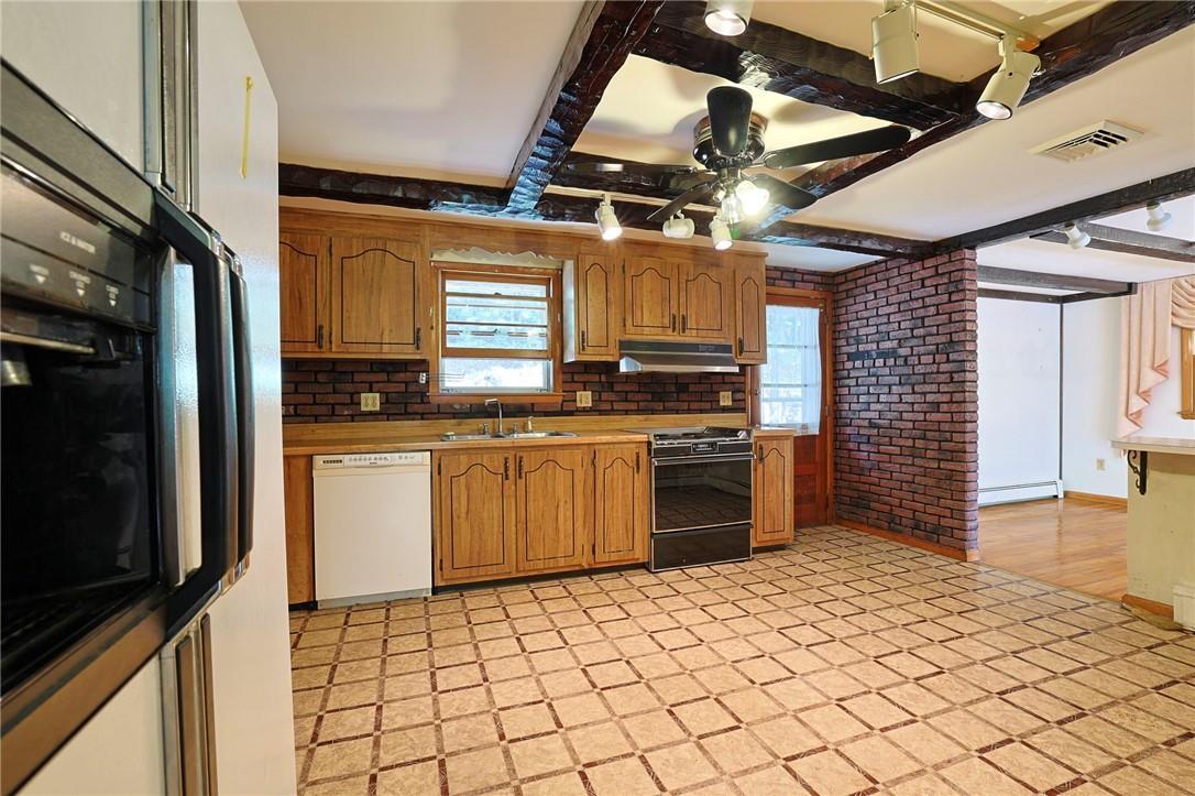 Single Family Greenwood  Dutchess County, NY 12508, MLS-H6321627-6