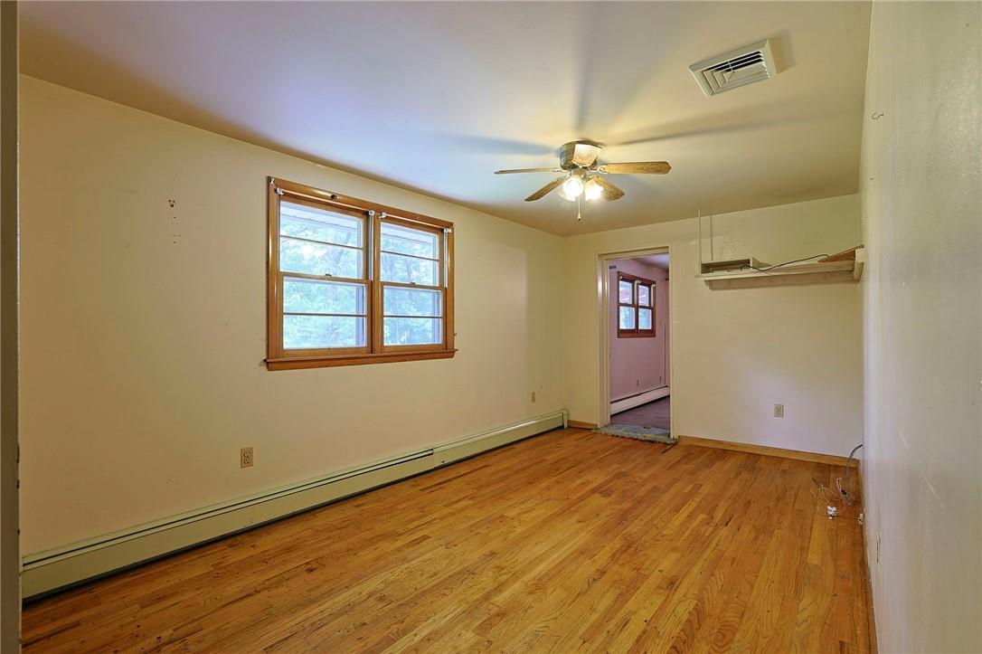 Single Family Greenwood  Dutchess County, NY 12508, MLS-H6321627-8