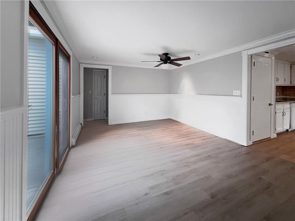 Single Family Waverly  Suffolk County, NY 11738, MLS-H6322257-16