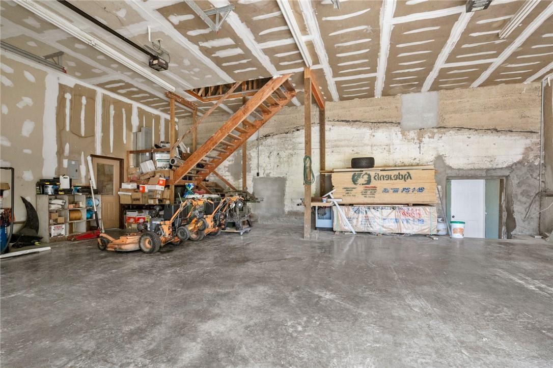 Single Family Daley  Dutchess County, NY 12603, MLS-H6322312-18