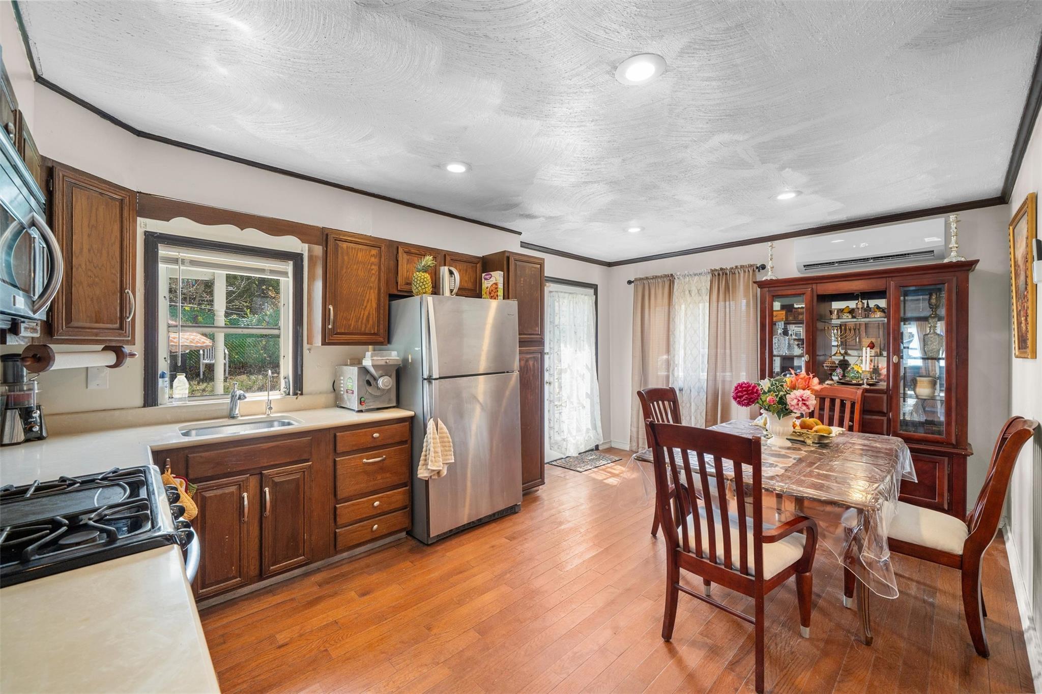 Single Family Crestwood  Orange County, NY 10950, MLS-H6322577-6