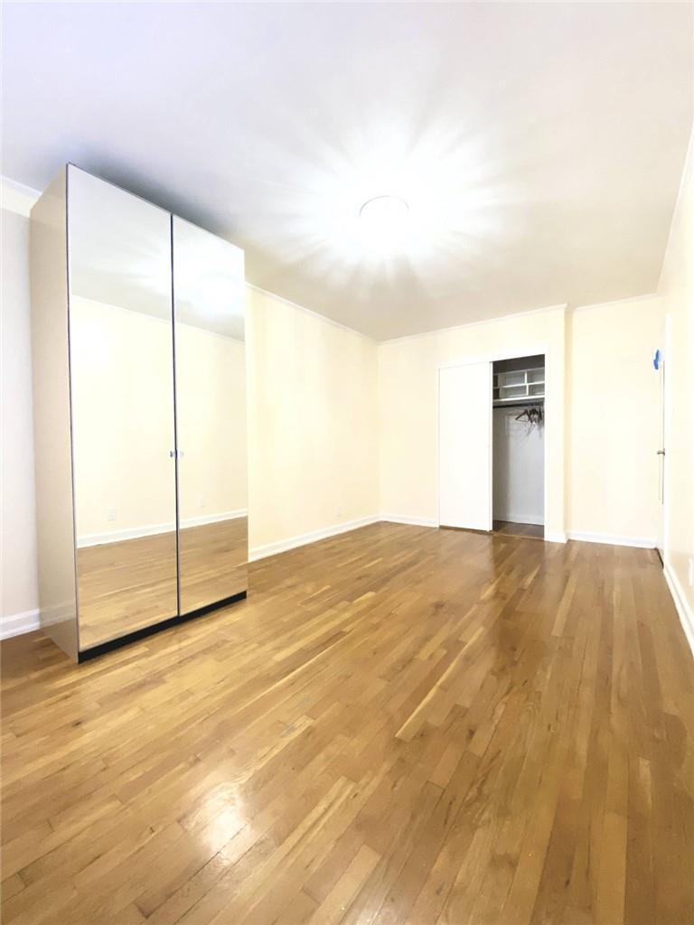 Single Family 59th  Brooklyn, NY 11234, MLS-H6322582-11