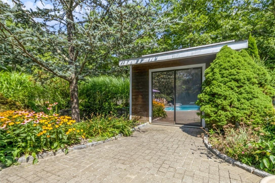 Single Family Mey Crescent  Dutchess County, NY 12582, MLS-H6323621-19