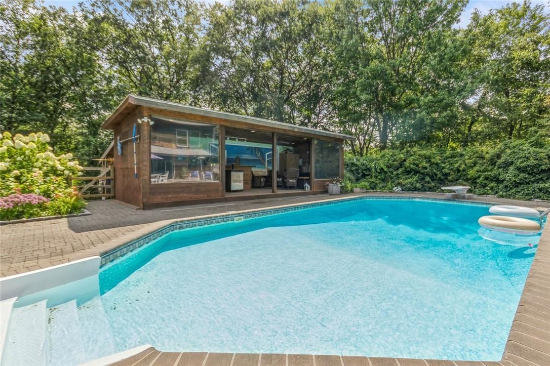 Single Family Mey Crescent  Dutchess County, NY 12582, MLS-H6323621-20