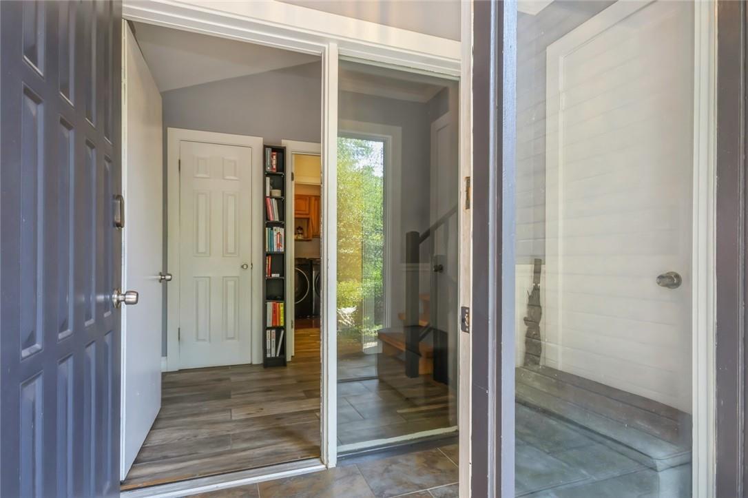 Single Family Mey Crescent  Dutchess County, NY 12582, MLS-H6323621-6
