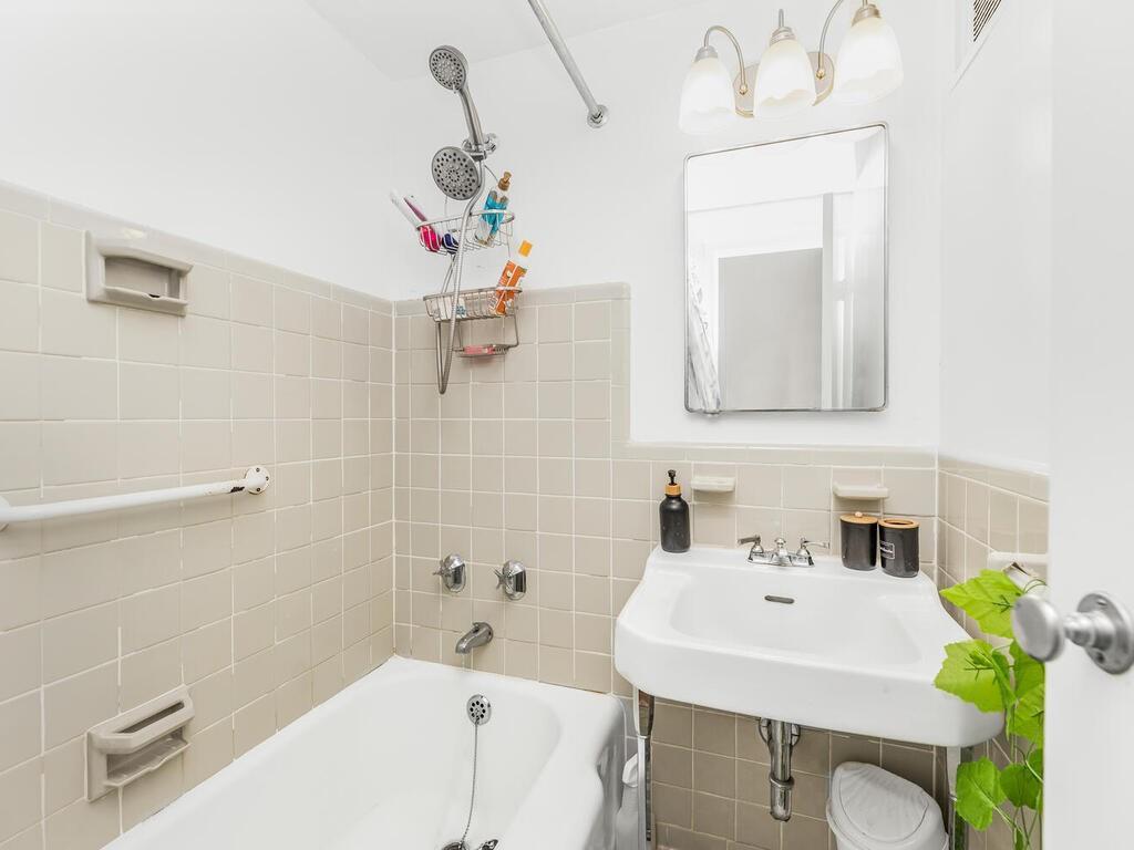 Apartment Fordham  Bronx, NY 10468, MLS-H6324011-14