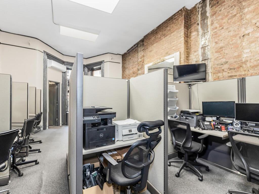 Commercial Sale 39th  Manhattan, NY 10016, MLS-H6324022-14