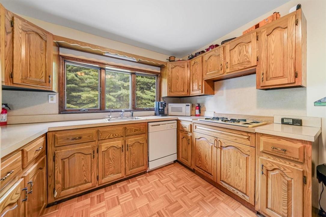 Single Family Ulster Heights  Ulster County, NY 12428, MLS-H6324171-21