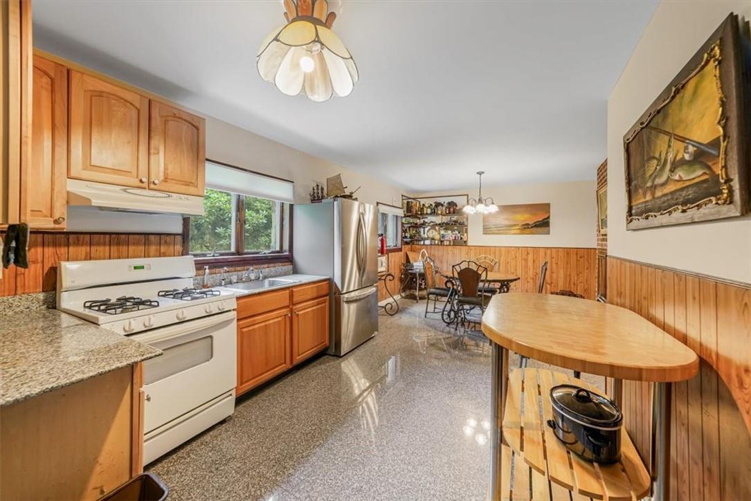 Single Family Ulster Heights  Ulster County, NY 12428, MLS-H6324171-7