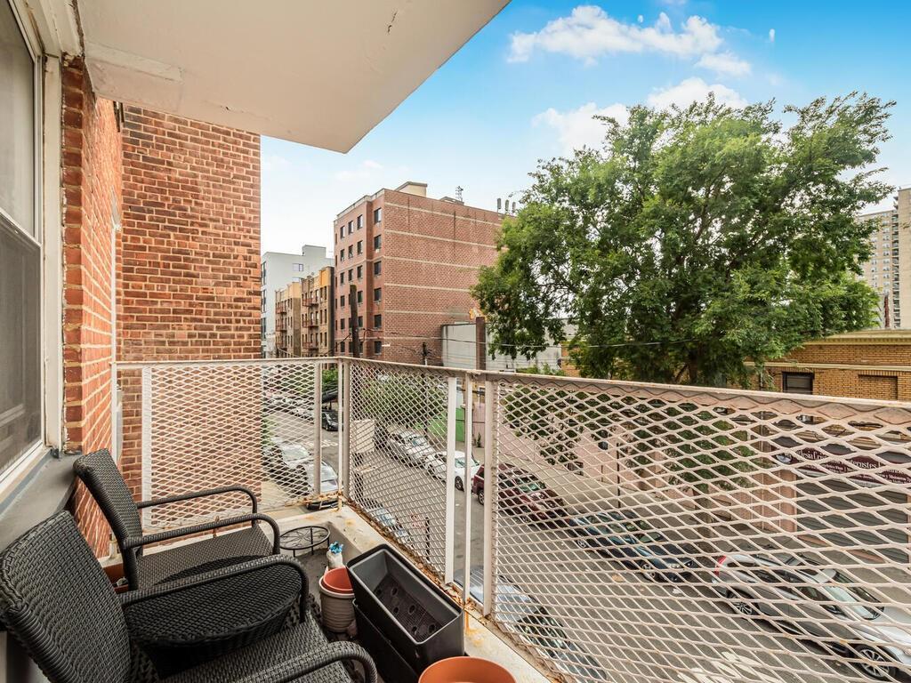 Coop Grand Concourse  Bronx, NY 10468, MLS-H6324181-10