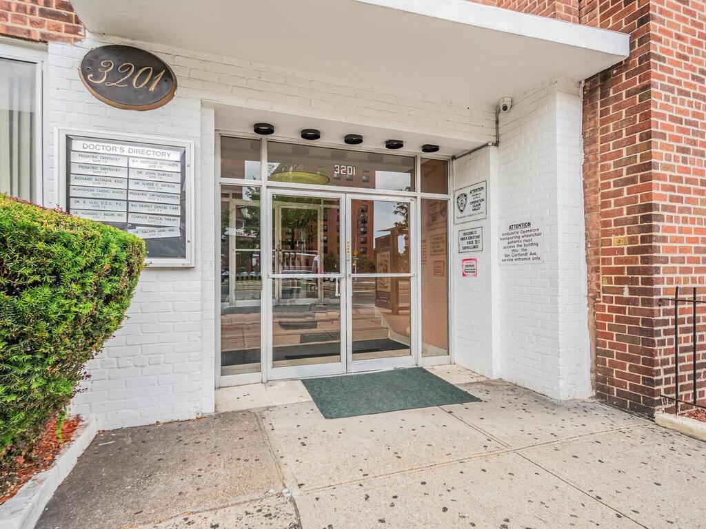 Coop Grand Concourse  Bronx, NY 10468, MLS-H6324181-12