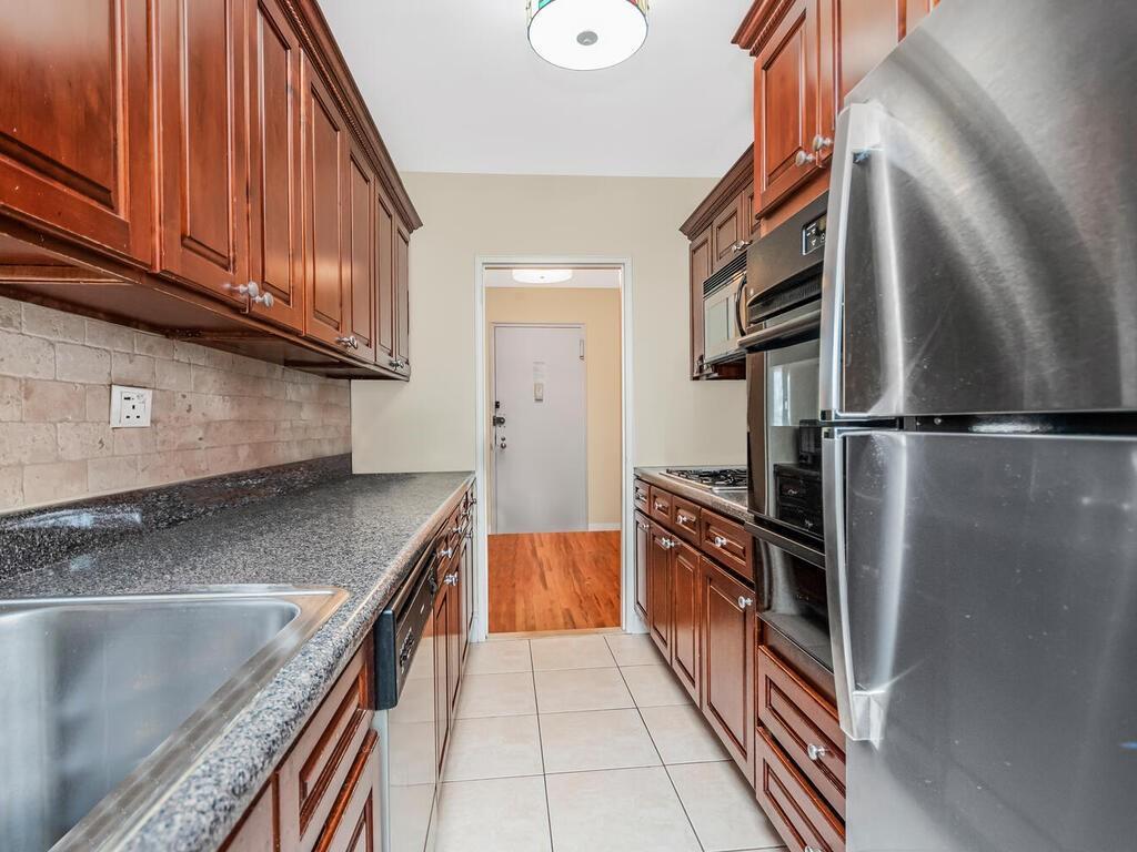 Coop Grand Concourse  Bronx, NY 10468, MLS-H6324181-7