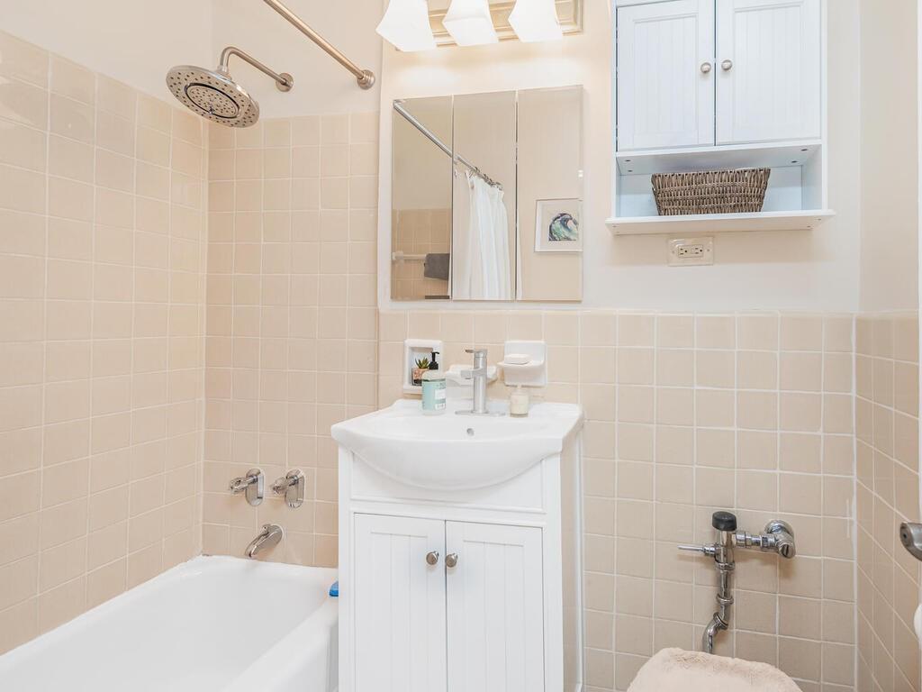 Coop Grand Concourse  Bronx, NY 10468, MLS-H6324181-9