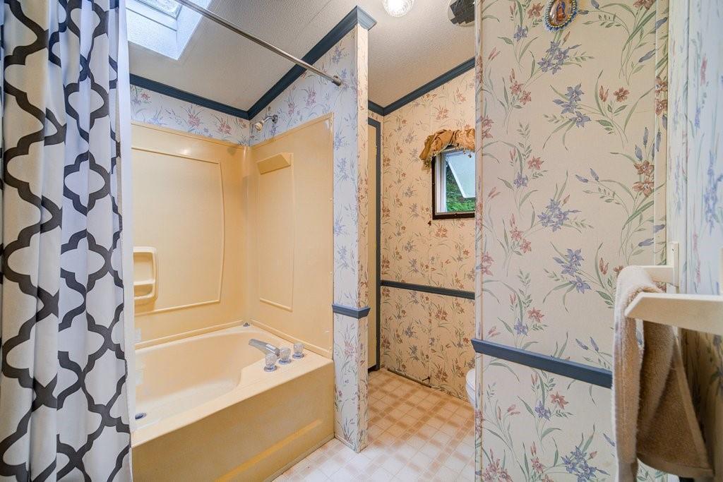 Single Family Old Tacy  Sullivan County, NY 12720, MLS-H6324330-11