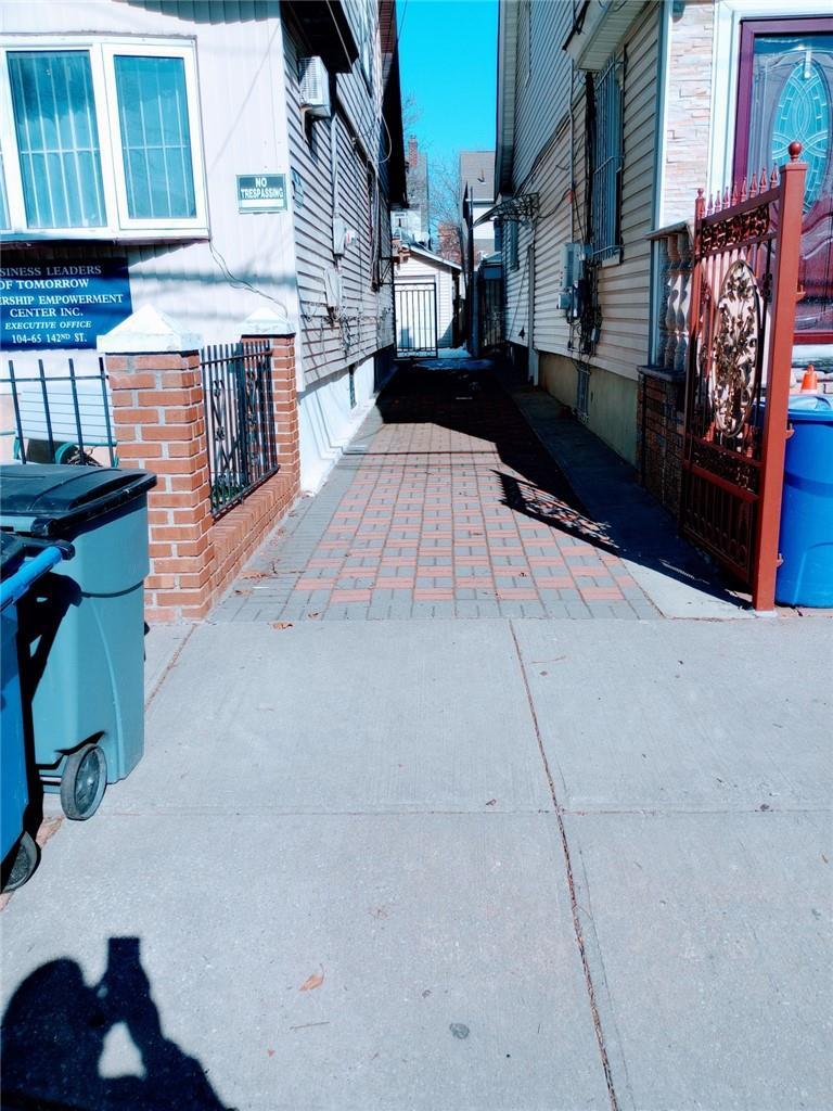 Single Family 142nd  Queens, NY 11435, MLS-H6324349-11