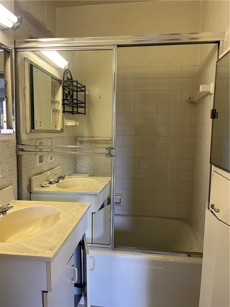 Coop Grand Concourse  Bronx, NY 10451, MLS-H6324737-11