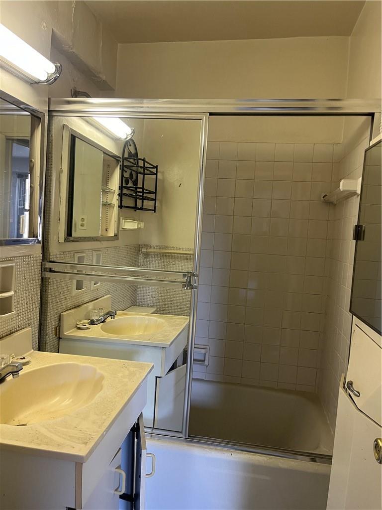 Coop Grand Concourse  Bronx, NY 10451, MLS-H6324737-13