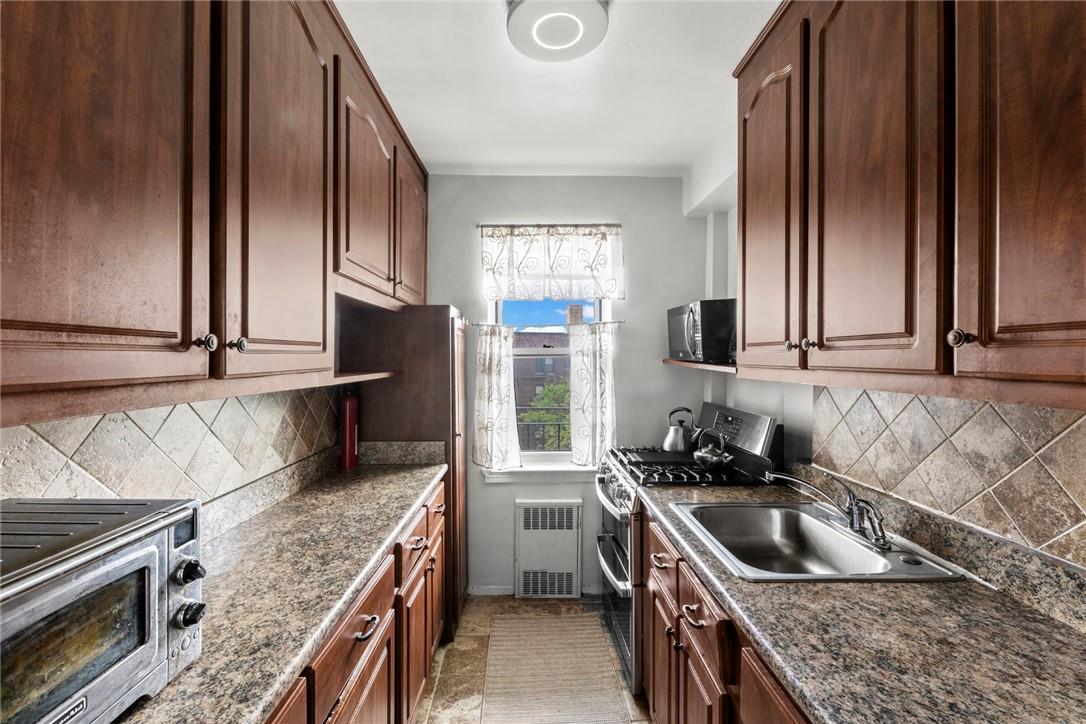 Coop Hudson Manor  Bronx, NY 10463, MLS-H6324954-8