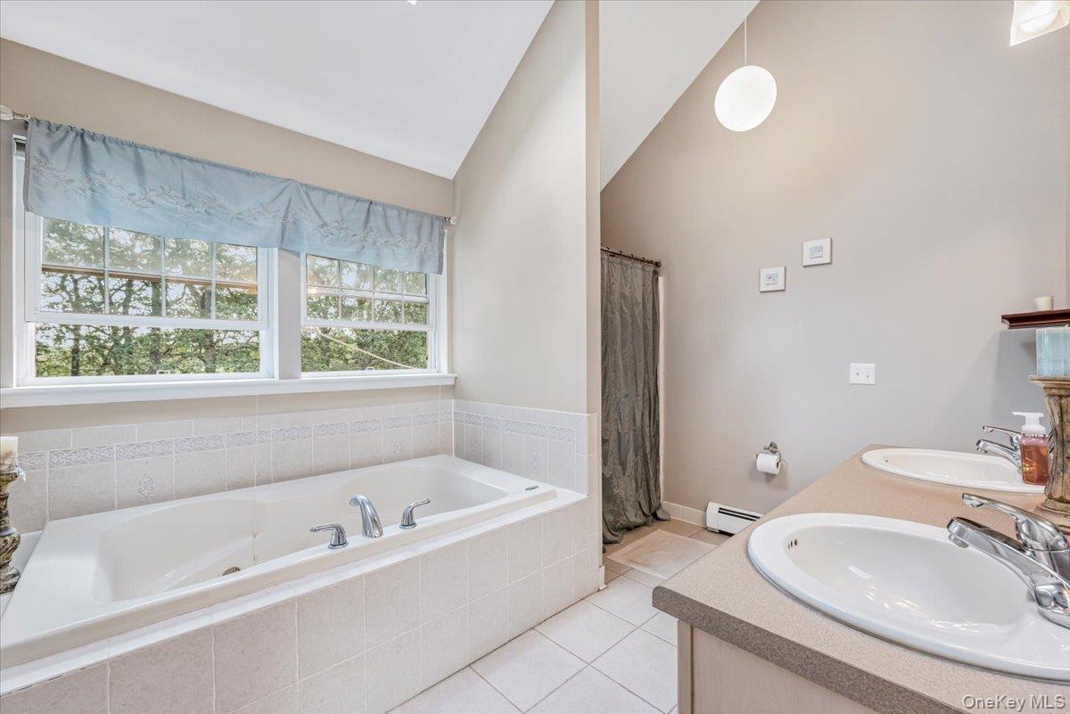 Single Family Carlisle  Orange County, NY 10930, MLS-H6325015-25