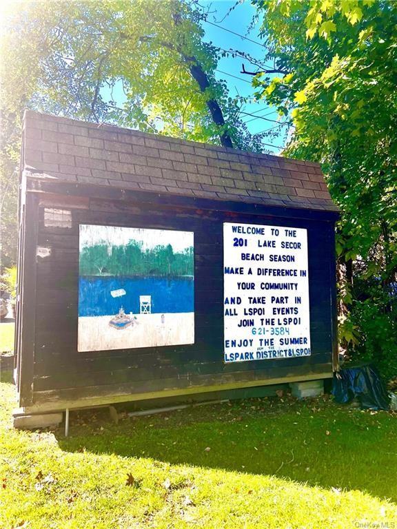 Single Family Entrance  Putnam County, NY 10541, MLS-H6325274-17