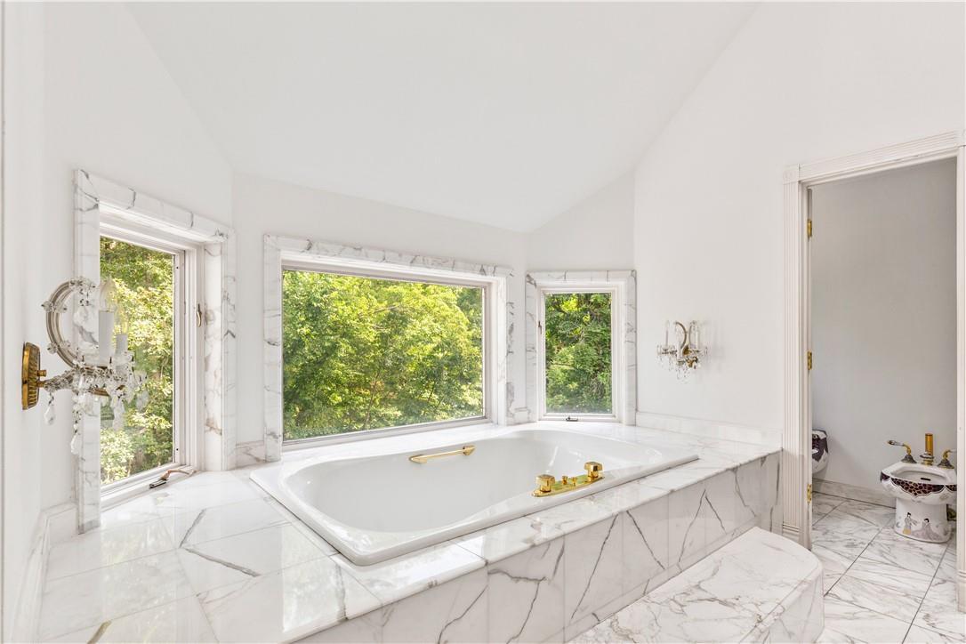Single Family Love  Westchester County, NY 10528, MLS-H6325387-20